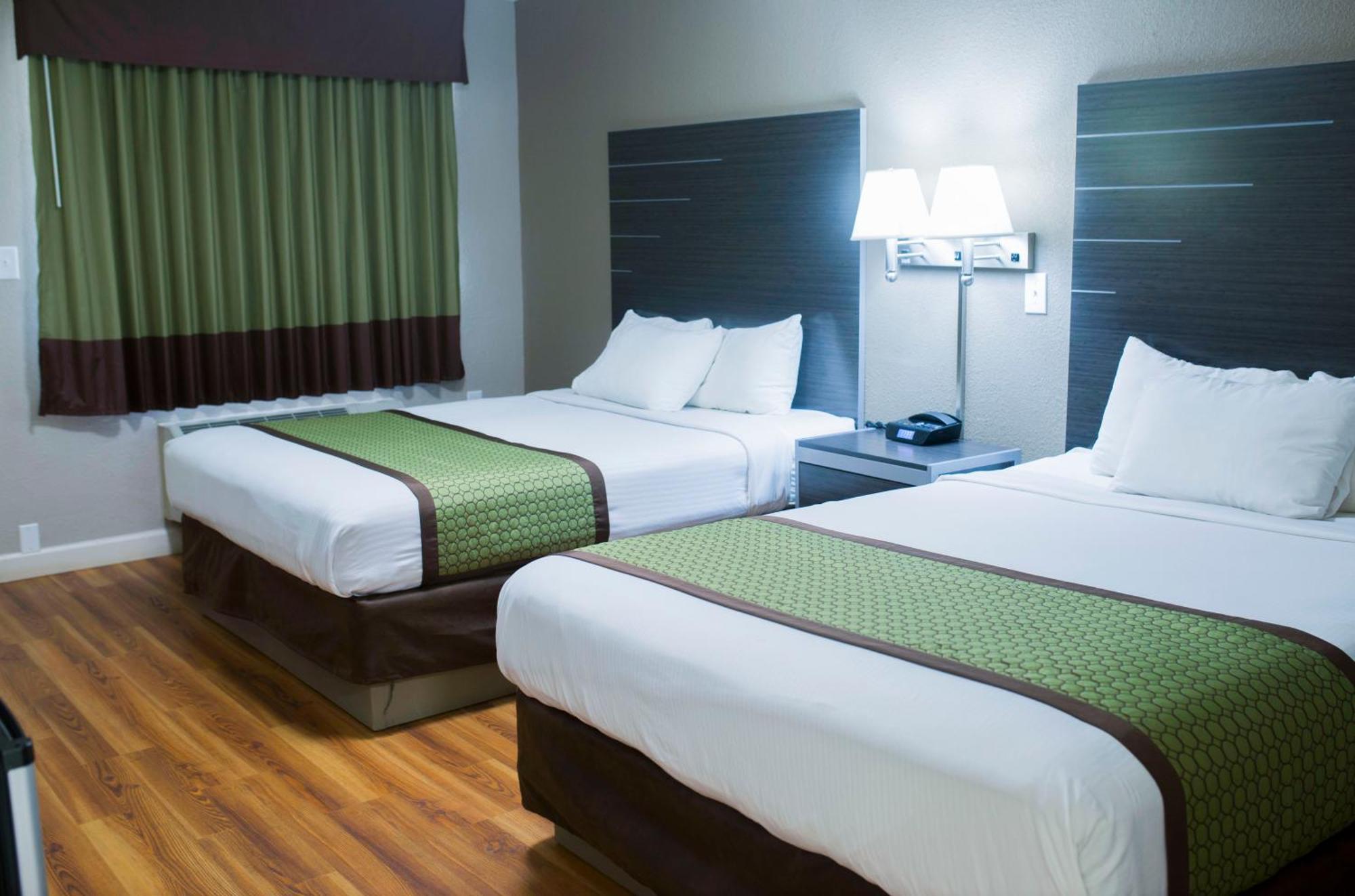 Days Inn & Suites By Wyndham Athens Room photo